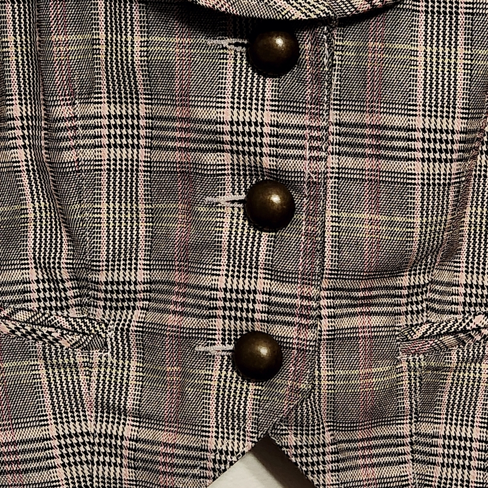 Ana Plaid Vest - Picture 4 of 9
